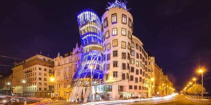 27753448 Prague - Maison dansante